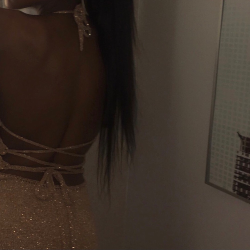 CUSTOM DRESS WORN ONCE @ NBA DRAFT
